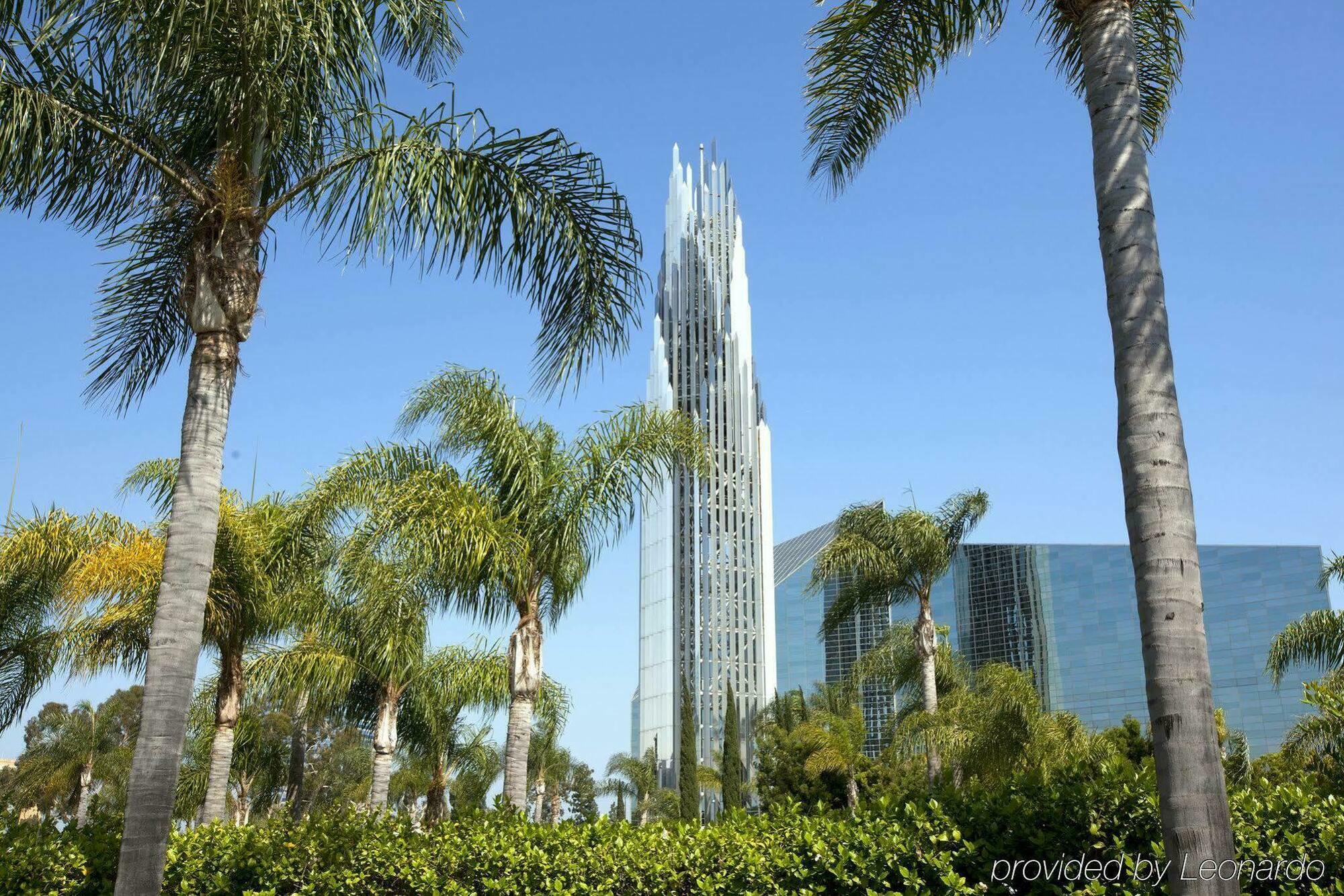 Sheraton Garden Grove-Anaheim South Экстерьер фото